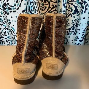 Women’s size 8 UGG
